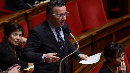 Le d&eacute;put&eacute;-maire de Roanne, Yves Nicolin, s'exprime &agrave; l'Assembl&eacute;e nationale, le 17 d&eacute;cembre 2014, &agrave; Paris. (  MAXPPP)