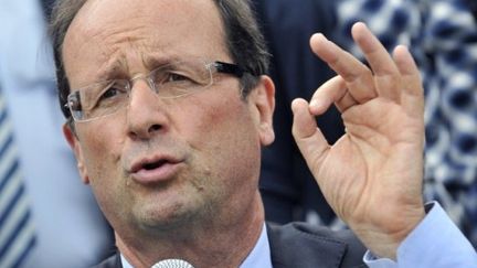 François Hollande a déposé mardi les parrainages nécessaires pour la primaire PS, à la veille de la date de clôture. (AFP / Thierry Zoccolan)