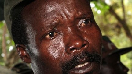 Joseph Kony, leader de l'Armée de Libération du Seigneur, au sud du Soudan, le 12 novembre 2006. (AFP PHOTO/STUART PRICE)