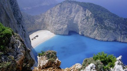 Plage sur l'île de Zakinthos dans les îles ioniennes. (JEREMY LIGHTFOOT / ROBERT HARDING PREMIUM / ROBERT HARDING)