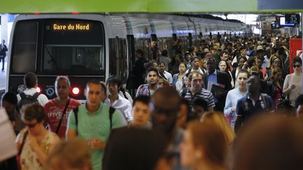 &nbsp; (La grève est reconduite pour samedi, trafic quasi inchangé ©REUTERS/Gonzalo-Fuentes)