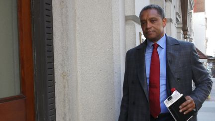 Le procureur Karl Racine arrive à la Cour d'appel de Washington (Etats-Unis), le 19 mars 2019. (WIN MCNAMEE / GETTY IMAGES NORTH AMERICA / AFP)