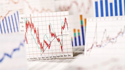 L'indice CAC 40 a gagn&eacute; 115,80 points &agrave; 4 997,75 points, mercredi 11 mars 2015, terminant &agrave; son plus haut niveau depuis mai 2008. (KLAUS OHLENSCHLAEGER / PICTURE ALLIANCE)