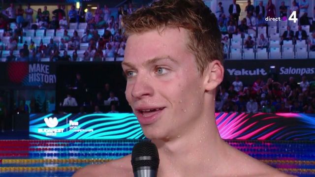 Léon Marchand savoure sa qualification en finale du 200m papillon, avec en prime le nouveau record de France.