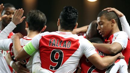 Radamel Falcao, l'attaquant de Monaco, buteur face à Nancy, en Coupe de la Ligue. (VALERY HACHE / AFP)