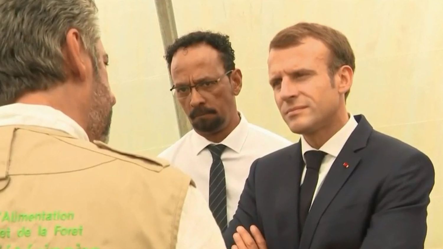 Antilles Emmanuel Macron Est Arriv En Guadeloupe