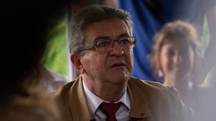 Jean-Luc Mélenchon, le leader de la France insoumise, lors d'un déplacement à Nantes (Loire-Atlantique), le 17 mai 2022.
 (ESTELLE RUIZ / HANS LUCAS / AFP)