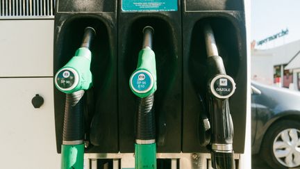 Hausse des prix du carburant : l'exécutif cherche toujours la meilleure parade