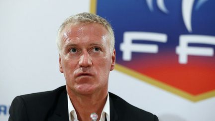 Didiier Deschamps sera à la tête d'un staff restreint (PATRICK KOVARIK / AFP)