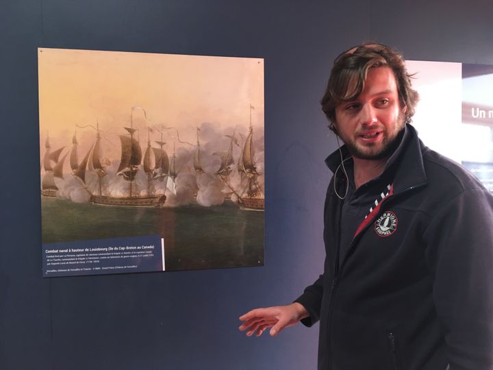 Visite culturelle sur le site de la frégate de l'Hermione à Rochefort. (INGRID POHU / RADIO FRANCE)