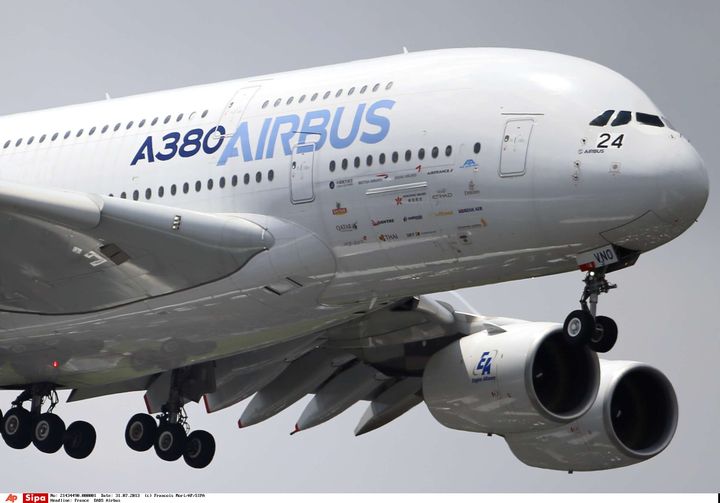 Un Airbus A380, le plus gros avion civil du monde, lors du Salon du Bourget (Seine-Saint-Denis), le 20 juin 2013. (FRANCOIS MORI / AP / SIPA)