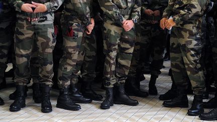 Des soldats du 3e r&eacute;giment de&nbsp;parachutistes d'infanterie de marine, &agrave; Carcassonne (Aude),&nbsp;le 15 novembre 2013. (ERIC CABANIS / AFP)