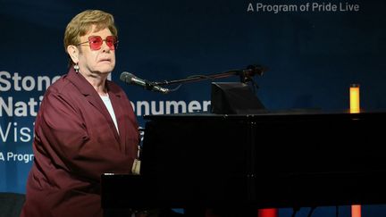 Elton John n'a pas pu voir sa comédie musicale 