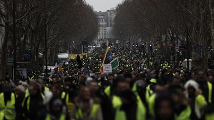 "Gilets jaunes" : 10 semaines de mobilisation, et maintenant ?