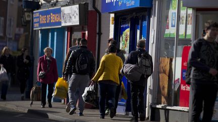 Une rue commerçante de Boston, en Angleterre, en mars 2015 (illustration). (LINDSEY PARNABY / AFP)