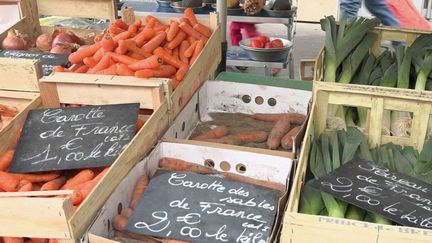 Les consommateurs se rendent de plus en plus souvent au marché. C'est un véritable succès. (FRANCE 2)