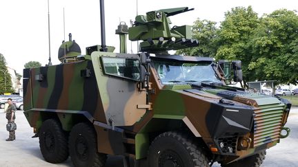 Un blindé de type Griffon à Versailles (Yvelines), le 6 juillet 2017. (GEOFFROY VAN DER HASSELT / AFP)