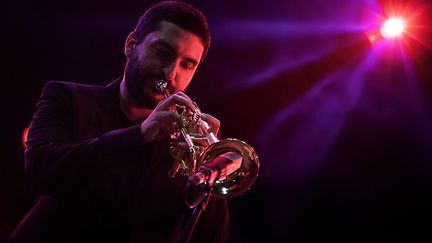 Natacha Atlas featuring Ibrahim Maalouf présentent sur la scène du théâtre antique leur album commun "Myriad Road" - Jazz à Vienne le 29 juin 2015 
 (Marion Tisserand)