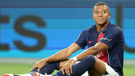 Kylian Mbappé après le match nul du PSG à Toulouse, le 19 août 2023, au Stadium. (CHARLY TRIBALLEAU / AFP)