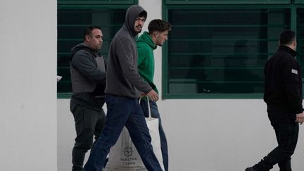 Hugo Auradou and Oscar Jegou are transferred from prison to their house arrest in Mendoza (Argentina), July 17, 2024. (PABLO BETANCOURT / AFP)