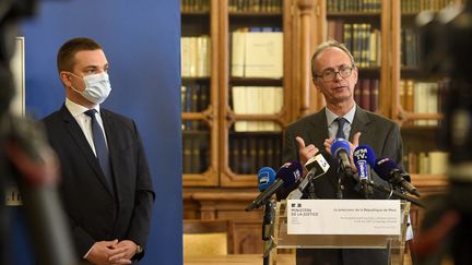 Le procureur de la République de Metz, Christian Mercuri, donne une conférence de presse à Metz (Moselle), le 25 mai 2021. (JEAN-CHRISTOPHE VERHAEGEN / AFP)