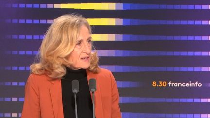 La Ministre de l'éducation nationale et de la jeunesse était l'invité du 8h30 de France Info (Franceinfo / Radio France)