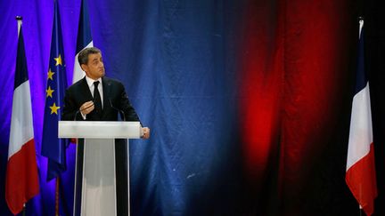 &nbsp; (Nicolas Sarkozy, lors de son meeting la semaine dernière à Lambersart, dans le nord de la France © REUTERS/Pascal Rossignol)