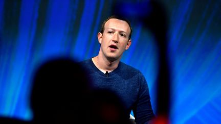 Mark Zuckerberg lors d'une conférence à Paris, le 24 mai 2018. (GERARD JULIEN / AFP)