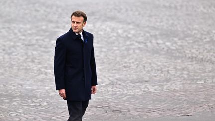 Le président français Emmanuel Macron, le 11 novembre 2022, à Paris.&nbsp; (MUSTAFA YALCIN / ANADOLU AGENCY / AFP)