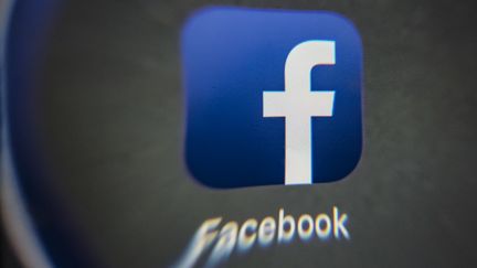 Facebook se défend de vouloir faire une utilisation commerciale de cette technologie.&nbsp; (LIONEL BONAVENTURE / AFP)