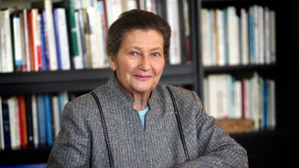 Simone Veil entrera au Panthéon le 1er juillet, a appris franceinfo auprès de l'Elysée.&nbsp;Simone Veil, ci-contre le 24 octobre 2007,&nbsp;est décédée le 30 juin 2017 à l'âge de 89 ans. (MAXPPP)