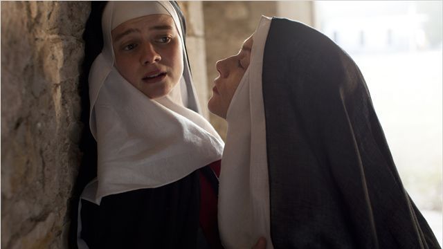 Pauline Etienne et Isabelle Huppert dans "La Religieuse" de Guillaume Nicloux d'après Diderot
 (Sylvie Lancrenon )