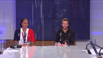 Iliana Rupert, basketteuse, médaillée de bronze avec&nbsp;les Bleues aux Jeux olympiques de 2020 à Tokyo, et Tony Estanguet, président du Comité d'organisation des JO de 2024, étaient les invités du "8h30 franceinfo", lundi 9 août 2021. (FRANCEINFO / RADIOFRANCE)