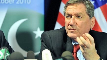 Richard Holbrooke le 15 octobre 2010 à Bruxelles, lors d'une réunion consacrée au Pakistan (AFP / Georges Gobet)