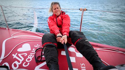 franceinfo junior. Comment se déroule une course à la voile, en solo et sans assistance : les réponses de Samantha Davies qui participe à son 4e Vendée Globe