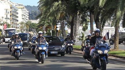 La voiture du président chinois Hu Jintao sur la promenade des Anglais à Nice (AFP / Valéry Hache)