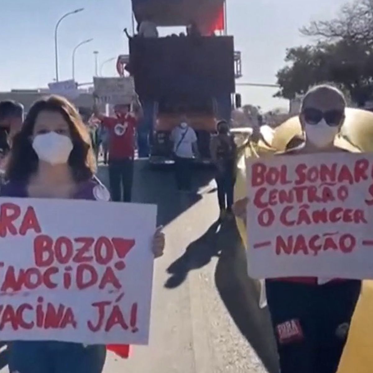 Bresil Une Partie Du Pays Manifeste Contre Jair Bolsonaro