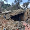 La maison de trois niveaux a été pulvérisée le 14 octobre 2024 par une frappe israélienne à Aïto dans le nord du Liban. 22 personnes sont mortes. (GILLES GALLINARO / RADIO FRANCE)