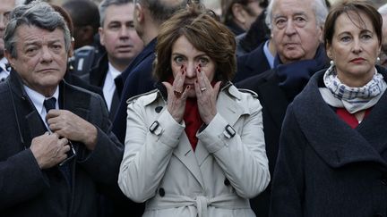 (De G &agrave; D) Jean-Louis Borloo, l'ancien pr&eacute;sident de l'UDI, Marisol Touraine,&nbsp;la ministre&nbsp;des Affaires sociales, de la Sant&eacute; et des Droits des femmes et S&eacute;gol&egrave;ne Royal, la ministre de l'Ecologie participent &agrave; la marche r&eacute;publicaine &agrave; Paris. ( PHILIPPE WOJAZER / REUTERS)