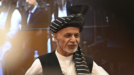 Le président afghan&nbsp;Ashraf Ghani au palais présidentiel à Kaboul, le 4 août 2021. (SAJJAD HUSSAIN / AFP)