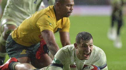 Jonny May inscrit le derrière essai anglais 