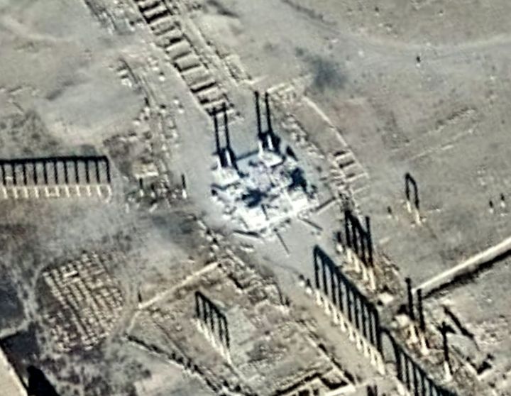 Photo satellite du Tétrapyle, l'un des plus célèbres monuments de la cité antique de Palmyre, après sa destruction par les djihadistes de l'EI. (UNITAR-UNOSAT/DigitalGlobe/Handout via Reuters)