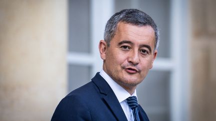 Gérald Darmanin, ministre de l'Intérieur et de l'Outre-mer, à la sortie du Conseil des ministres dans la cour d'honneur de l'Elysée. (XOSE BOUZAS / HANS LUCAS / AFP)