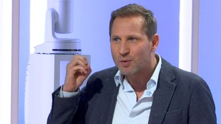 Dany Mauro sur le plateau du journal


 (France 3 Provence Alpes)