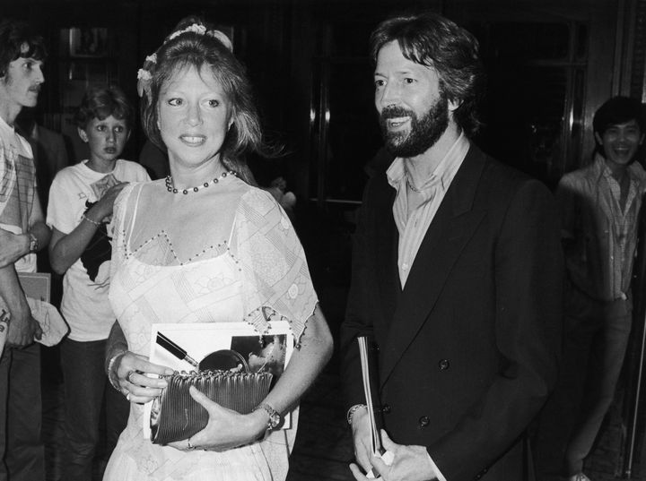 Pattie Boyd et Eric Clapton au gala de charité du Prince Charles, à Londres le 20 juillet 1983. (DAVE HOGAN / HULTON ARCHIVE)