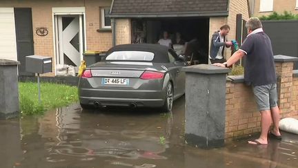 Intempéries : de violents orages dans le nord et l'est de la France (France 2)