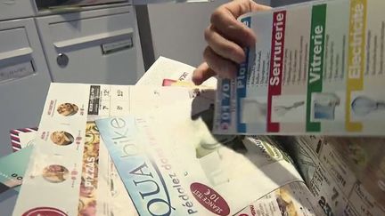 Grande distribution : vers la fin des prospectus publicitaires ? (FRANCE 2)