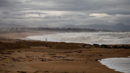 La plage d'Anglet (Pyrénées atlantiques), le 10 novembre 2019. (AURELIEN MORISSARD / MAXPPP)