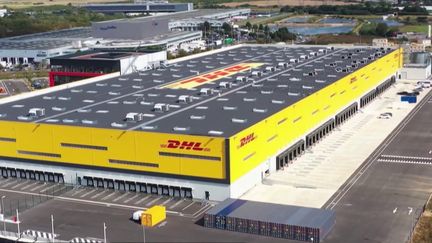 Grève des salariés du transporteur DHL : des milliers de colis de Noël bloqués