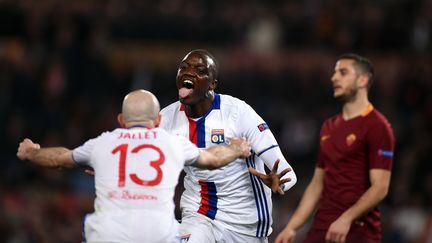 Mouctar Diakhaby juste après son but en huitième de finale de la ligue Europa face à la Roma, le 16 juin 2017.&nbsp; (FILIPPO MONTEFORTE / AFP)